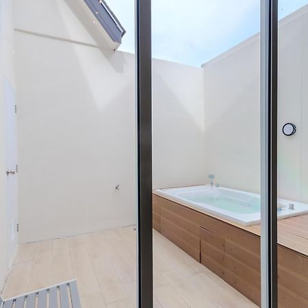 Nidhra นิทรา Apartment Ban Lat Krachaeng Luaran gambar